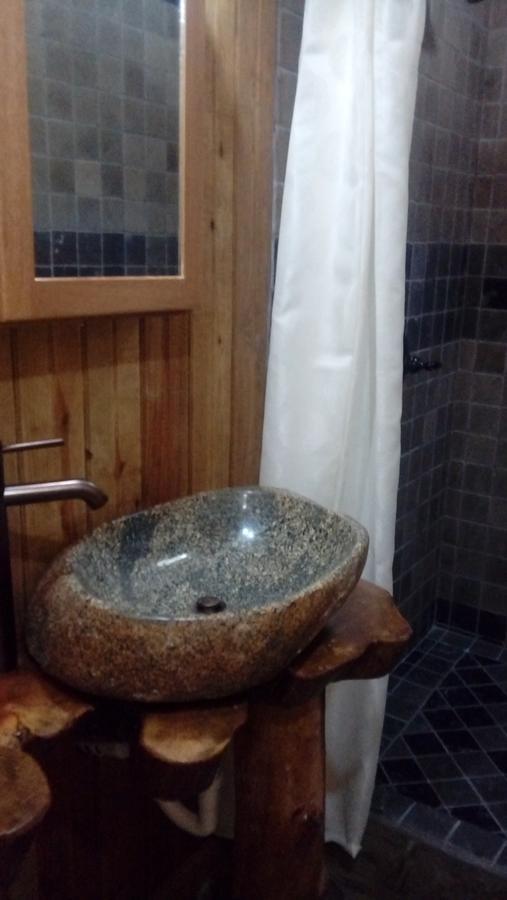 J And H Garden Cabinas Bocas Town Exterior photo